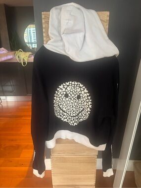 Lauren Moshi Black & White Hooded Crewneck with Smiley Butterfly Graphic